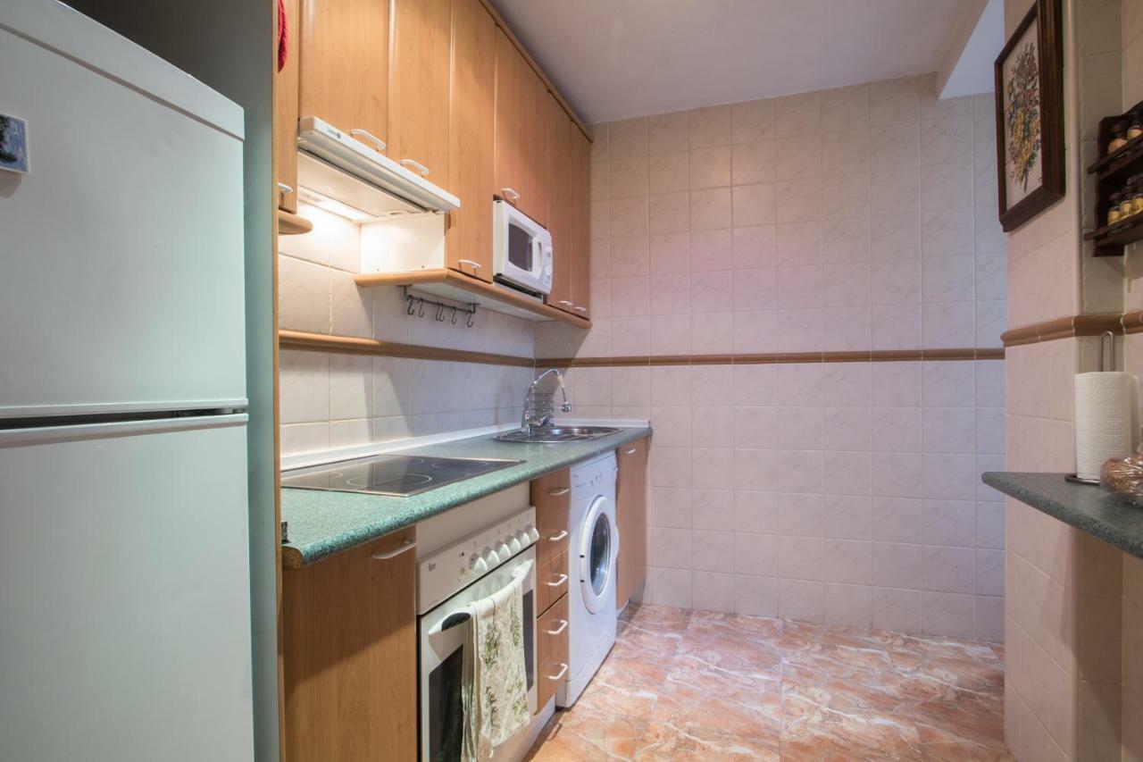 And Side * Alacant