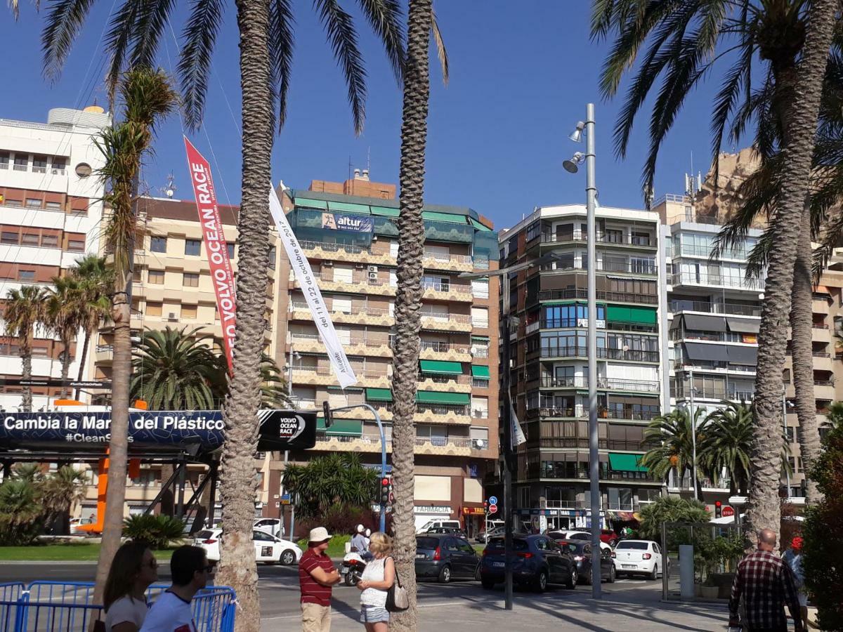 And Side * Alacant